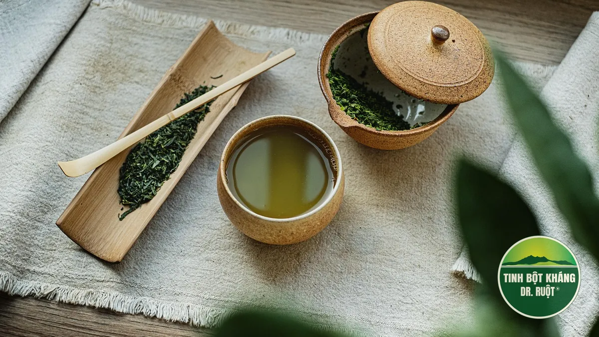 Trà lá rời pha bằng dụng cụ lọc thay túi lọc nhựa