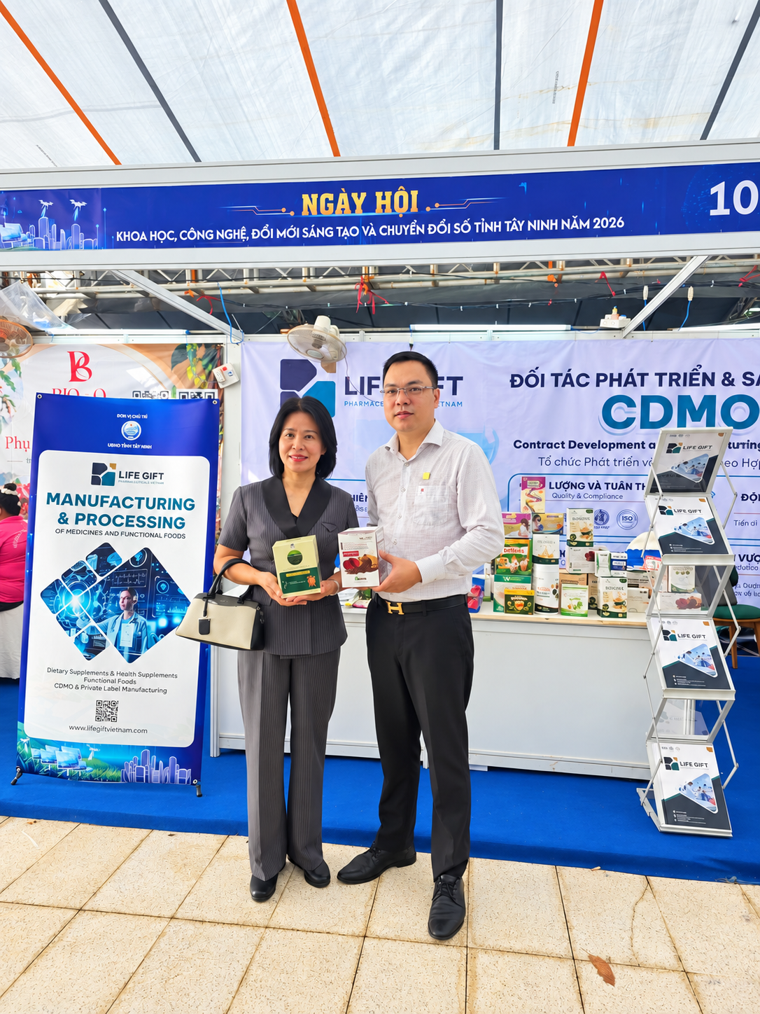 Tinh bột kháng DR. RUỘT vinh dự đồng hành cùng đối tác thân thiết LIFE GIFT